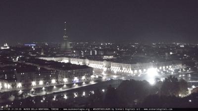 immagine della webcam nei dintorni di Piossasco: webcam Torino Bric della Croce