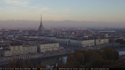 immagine della webcam nei dintorni di Nichelino: webcam Torino Bric della Croce