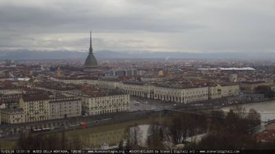 immagine della webcam nei dintorni di Pecetto Torinese: webcam Torino Bric della Croce