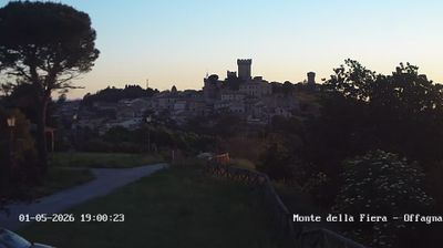 immagine della webcam nei dintorni di Sirolo: webcam Offagna