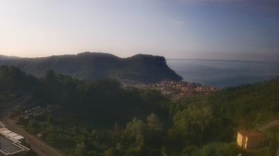 immagine della webcam nei dintorni di Sant'Anna d'Alfaedo: webcam Garda
