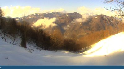 immagine della webcam nei dintorni di Combai: webcam Seren del Grappa