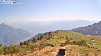 immagine della webcam nei dintorni di Lessinia: webcam San Giacomo di Brentonico