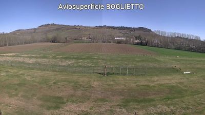 immagine della webcam nei dintorni di Castelnuovo Don Bosco: webcam Costigliole d'Asti
