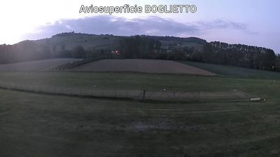 immagine della webcam nei dintorni di Benevello: webcam Costigliole d'Asti
