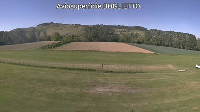 immagine della webcam nei dintorni di Magliano Alfieri: webcam Costigliole d'Asti