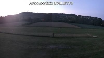 immagine della webcam nei dintorni di Castelnuovo Don Bosco: webcam Costigliole d'Asti