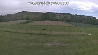 immagine della webcam nei dintorni di Cerreto d'Asti: webcam Costigliole d'Asti