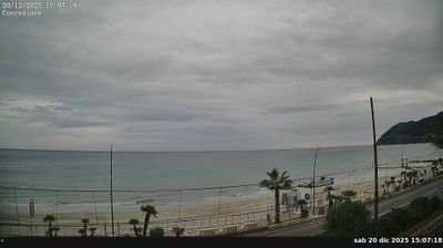 immagine della webcam nei dintorni di Toirano: webcam Laigueglia