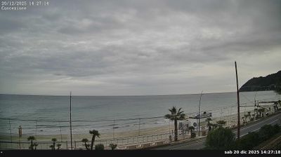 immagine della webcam nei dintorni di Cipressa: webcam Laigueglia