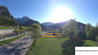 immagine della webcam nei dintorni di Calalzo di Cadore: webcam Santo Stefano di Cadore