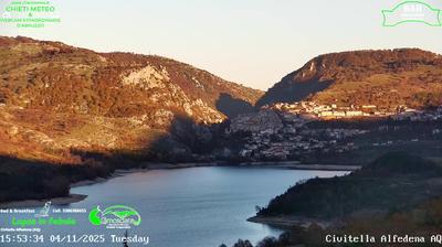 immagine della webcam nei dintorni di Macchia d'Isernia: webcam Civitella Alfedena