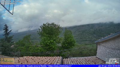 immagine della webcam nei dintorni di Carpineto della Nora: webcam Roccacaramanico