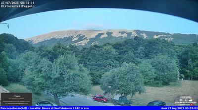 immagine della webcam nei dintorni di Opi: webcam Rocca Pia