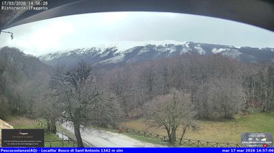 immagine della webcam nei dintorni di San Donato Val di Comino: webcam Rocca Pia