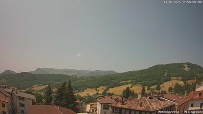 immagine della webcam nei dintorni di Perticara di Novafeltria: webcam Montecopiolo