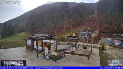 immagine della webcam nei dintorni di Civitella Messer Raimondo: webcam Campo di Giove