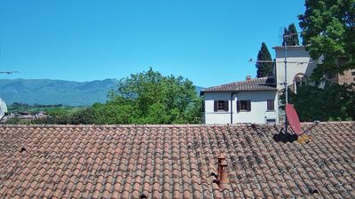 immagine della webcam nei dintorni di Rignano sull'Arno: webcam Montevarchi