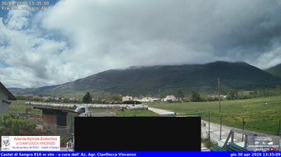 immagine della webcam nei dintorni di Monteroduni: webcam Castel di Sangro
