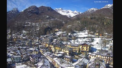 immagine della webcam nei dintorni di Pian della Mussa: webcam Lemie