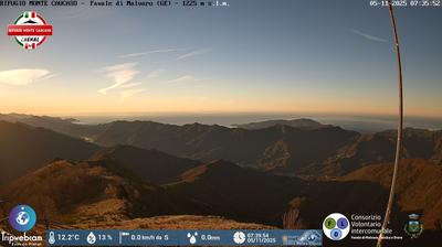 immagine della webcam nei dintorni di Carrega Ligure: webcam Favale di Malvaro