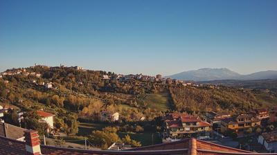 immagine della webcam nei dintorni di Castelli: webcam Penne