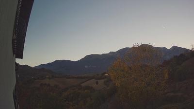 immagine della webcam nei dintorni di Castelli: webcam Arsita