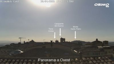 immagine della webcam nei dintorni di Treia: webcam Osimo