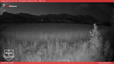 immagine della webcam nei dintorni di Chieti: webcam Montebello di Bertona