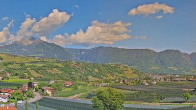 immagine della webcam nei dintorni di Altopiano di Vezzena: webcam Lagundo