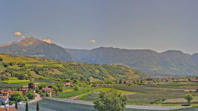 immagine della webcam nei dintorni di Laces: webcam Lagundo