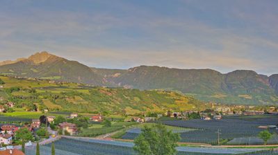 immagine della webcam nei dintorni di Laces: webcam Lagundo