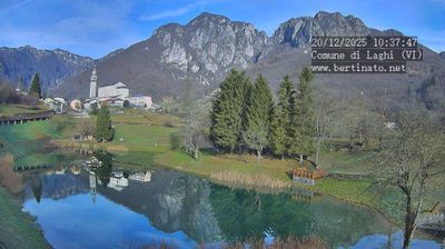 immagine della webcam nei dintorni di Centa San Nicolò: webcam Laghi