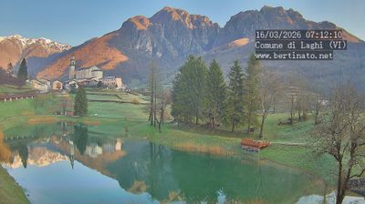 immagine della webcam nei dintorni di Valli del Pasubio: webcam Laghi
