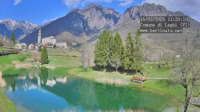 immagine della webcam nei dintorni di Valli del Pasubio: webcam Laghi