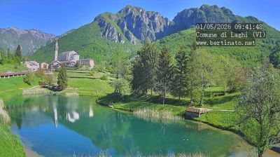 immagine della webcam nei dintorni di Vallarsa: webcam Laghi