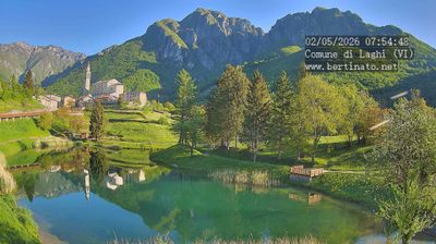 immagine della webcam nei dintorni di Posina: webcam Laghi