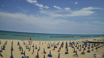immagine della webcam nei dintorni di Ancona: webcam Porto Potenza Picena