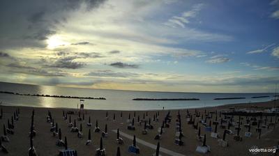 immagine della webcam nei dintorni di Macerata: webcam Porto Potenza Picena