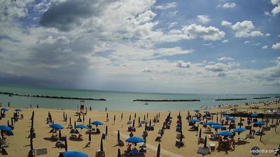 immagine della webcam nei dintorni di Osimo: webcam Porto Potenza Picena