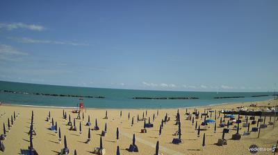 immagine della webcam nei dintorni di Portonovo: webcam Porto Potenza Picena