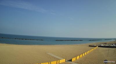 immagine della webcam nei dintorni di Ancona: webcam Porto Potenza Picena