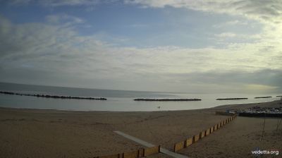 immagine della webcam nei dintorni di Offagna: webcam Porto Potenza Picena