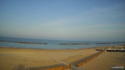 immagine della webcam nei dintorni di Castelfidardo: webcam Porto Potenza Picena