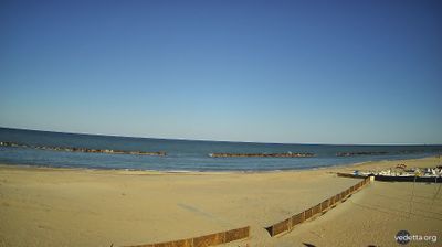 immagine della webcam nei dintorni di Portonovo: webcam Porto Potenza Picena