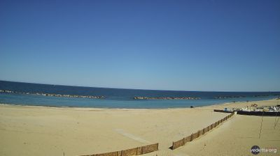 immagine della webcam nei dintorni di Civitanova Marche: webcam Porto Potenza Picena