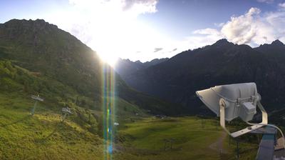 Preview delle webcam di Valbondione: RIFUGIO DUE BAITE
