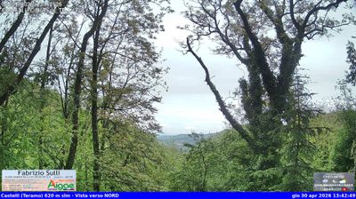 immagine della webcam nei dintorni di Campotosto: webcam Castelli