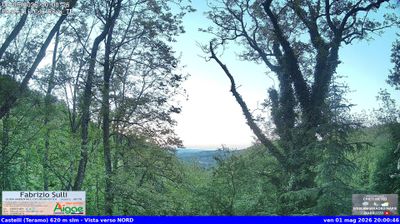 immagine della webcam nei dintorni di Villa Celiera: webcam Castelli