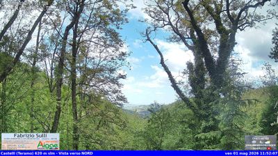 immagine della webcam nei dintorni di Fano Adriano: webcam Castelli